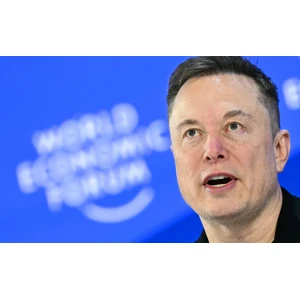 Elon Musk Becomes World’s First Trillionaire as SpaceX IPO Shatters Records