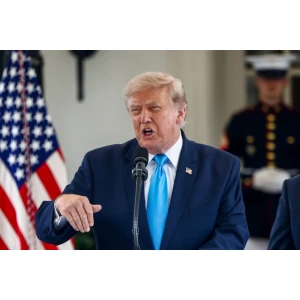 Trump Claims Hamas Agrees to Disarm, but Hamas Sets Conditions as Gaza Deal Remains Uncertain