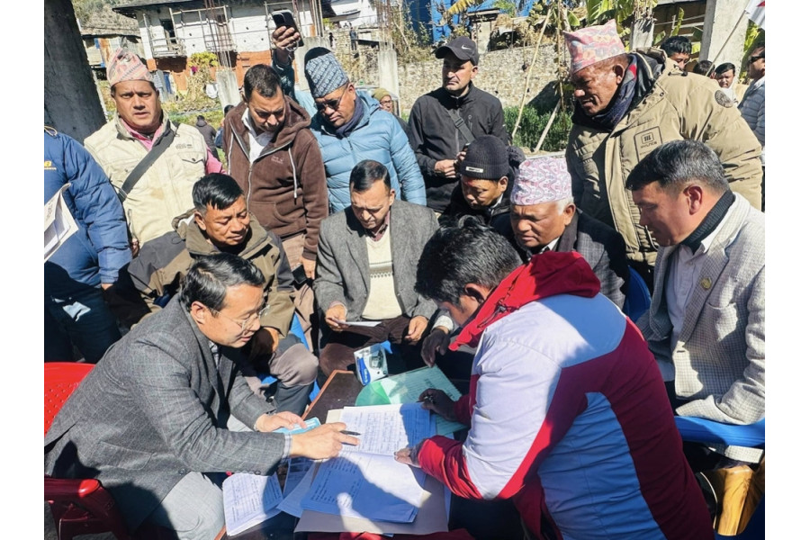 प्रतिनिधिसभा निर्वाचन: विभिन्न दलका उम्मेदवारहरू मनोनयन दर्तामा व्यस्त