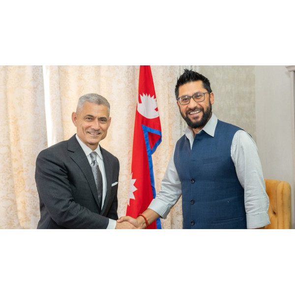 अमेरिकी उच्च कूटनीतिज्ञ कपुर नेपाल भ्रमणमा, रास्वपा सभापति रवि लामिछानेसँग भेट