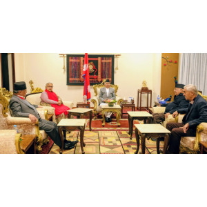 फागुन २१ को निर्वाचनतर्फ संकेतः राष्ट्रपति, सरकार र दलबीच खुल्यो संवादको ढोका
