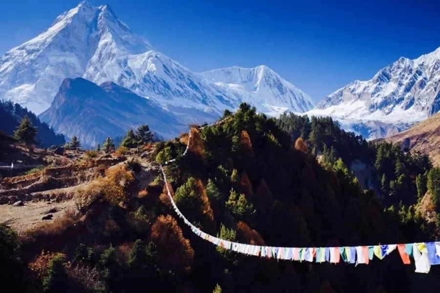 Floods Block Manaslu Route, Creating Challenge for Autumn Climbing Season